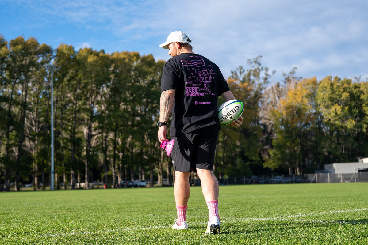 How to Kick a Spiral Punt: The Definitive 2026 Guide to Distance and Accuracy - Rugby Bricks